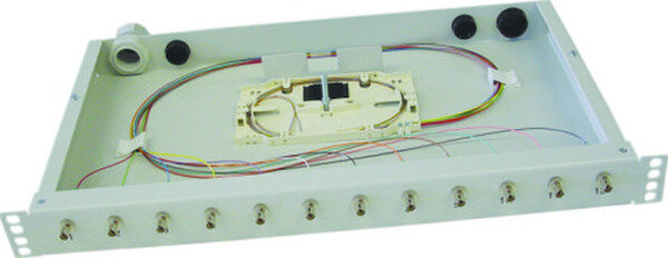 Paschke Datensysteme 19 1HE Spleissbox RAL7035 ausz. 24xLCD-Kupp, 48x-Pigtails OS2